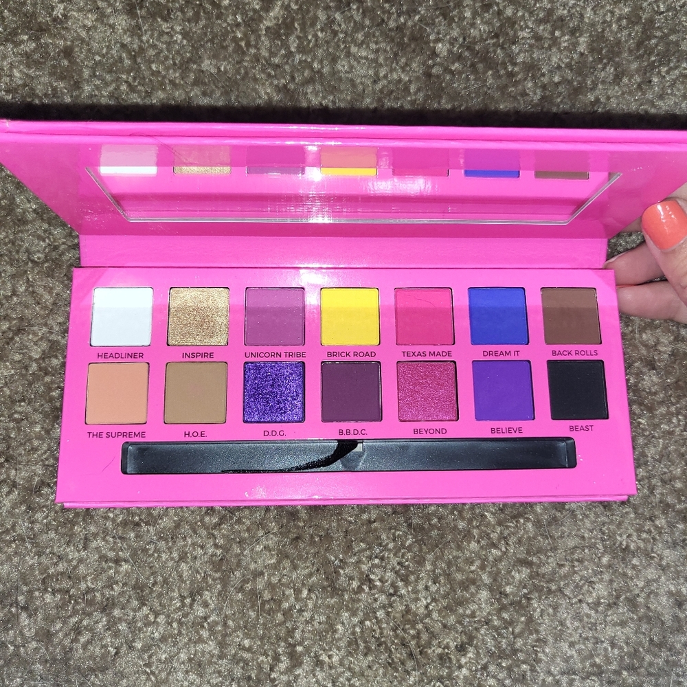 ABH Alyssa Edwards palette